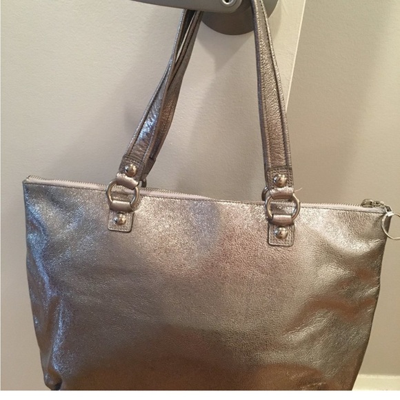 Coach Poppy Silver Tote/purse Excellent condition Never used. - Picture 2 of 7